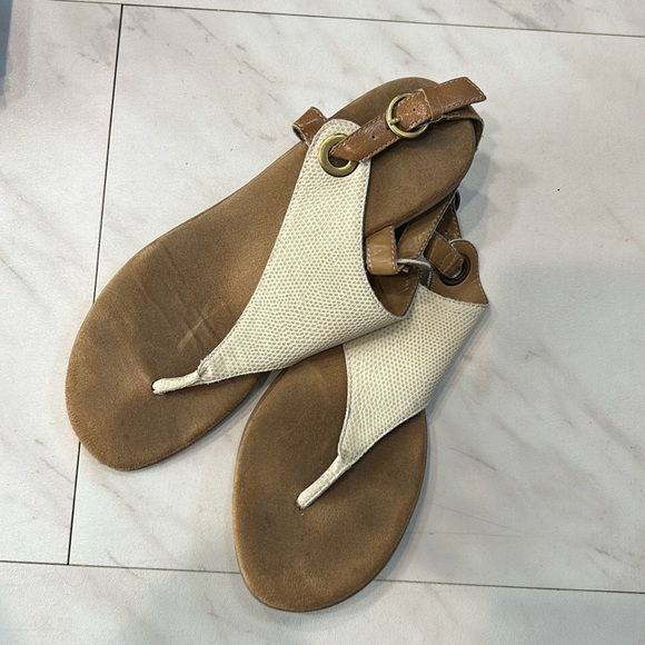 Full outfit Cloth & Stone Top Old Navy Jeggings - Picture 6 of 6